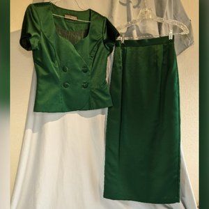 Emerald Green two piece skirt set by Jessica Howard Size 4 Vintage! EUC!
